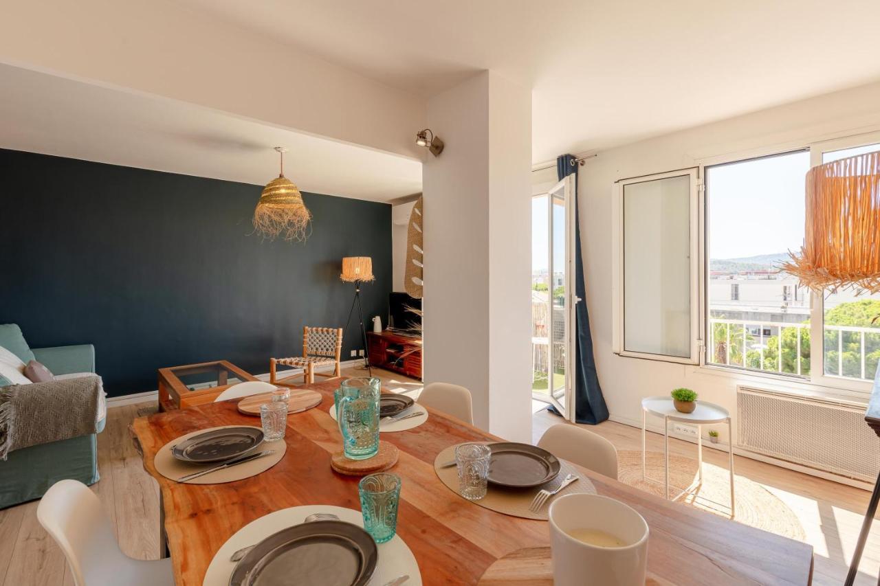 Le Blue Sea - Appt Classe 3 Etoiles A 650m De La * Le Lavandou
